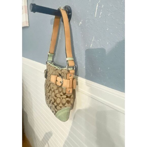Vintage Coach Women’s Shoulder Satchel Tote Bag Khaki Canvas Green - Picture 2 of 13